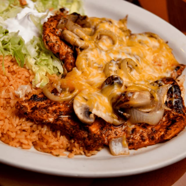 27. Pollo Marinado.
