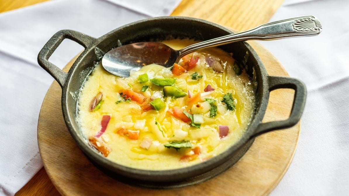 6. Queso Fundido Con Chorizo.